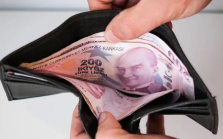 En Düşük Emekli Maaşı Konusunda Farklı Öneriler Gündemde